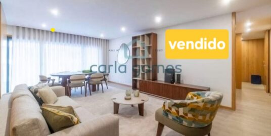 APARTAMENTO T2 | CONDOMÍNIO FECHADO | C/ GARAGEM BOX E ELEVADOR | RIO TINTO